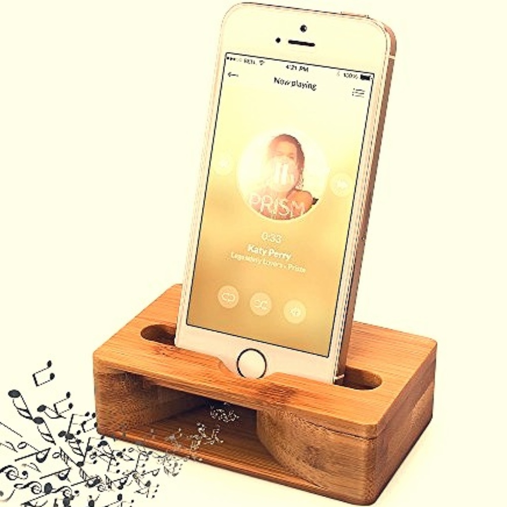 I Phone Bamboo Base, Sound Amplifire